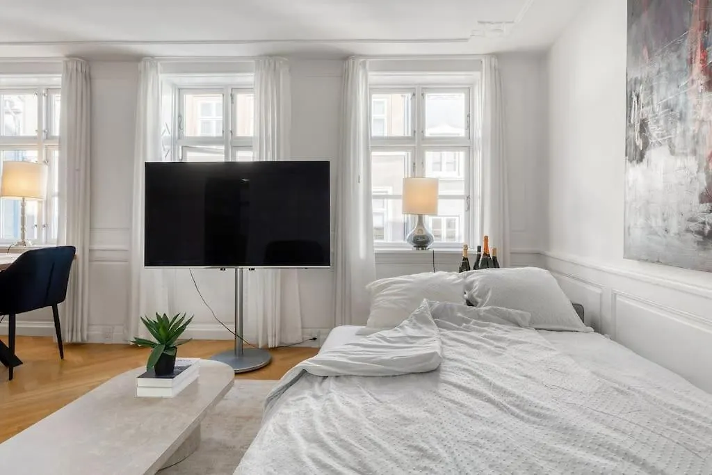 Central Og Charmerende Lejlighed Koppenhága Apartman
